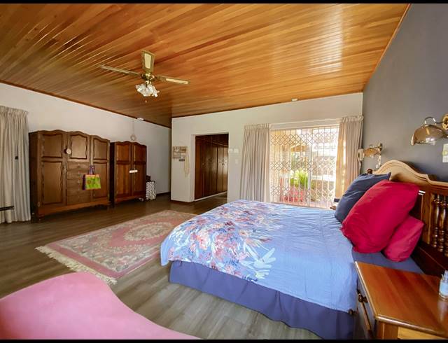 5 BEDROOM HOUSE FOR SALE IN KAALPLAATS WEST